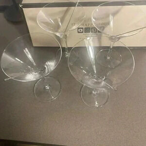 Martini glasses set of 4- 7 oz